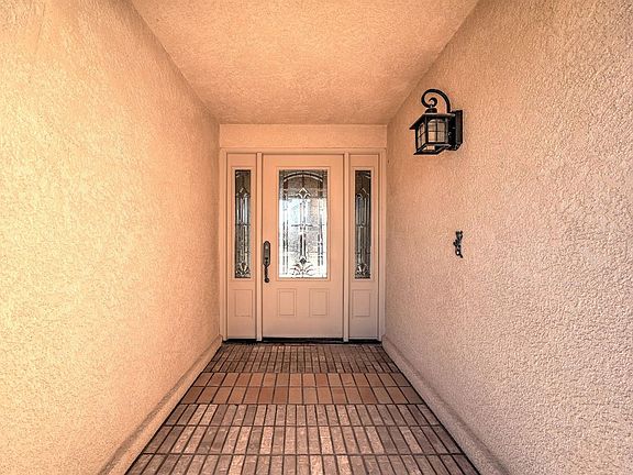 4th image of 82 Rhiannon Ct