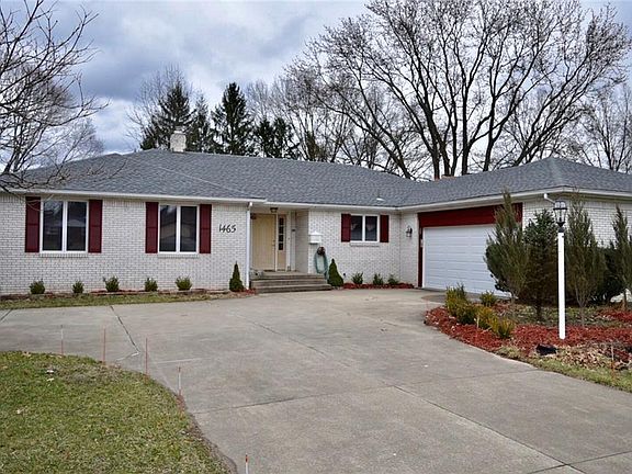 3rd image of 1465 Leyton Dr