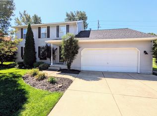 925 Glenview Dr, Huron, OH 44839