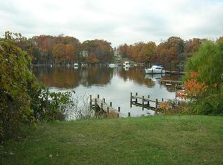 8032 Ft Smallwood Rd, Curtis Bay, MD 21226