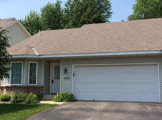 8490 Powers Pl, Chanhassen, MN 55317