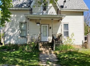 404 S Bridge St, Belding, MI 48809