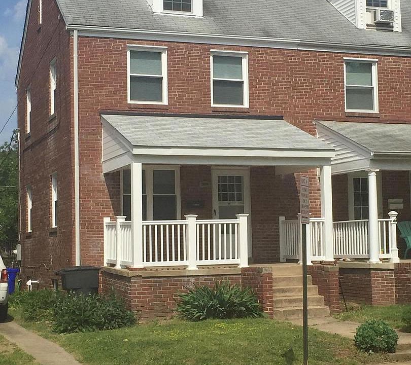 1st image of 1218 N Lincoln St