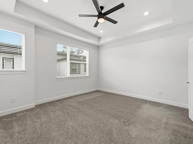 1047 Timbergrove Yards Ln — Photo 25
