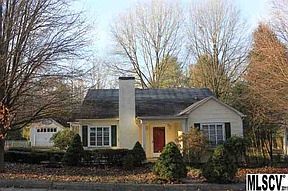 2nd image of 317 Eastover Cir