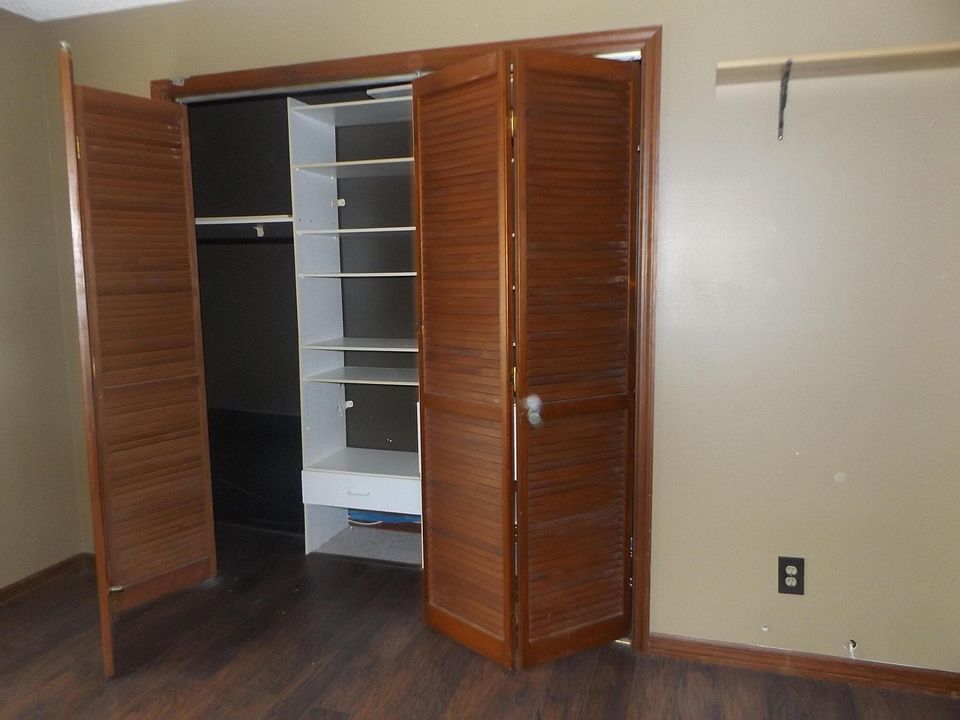 1st image of 303 Deerwood Lane