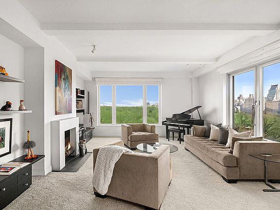 4th image of 100 Central Park S APT 10A