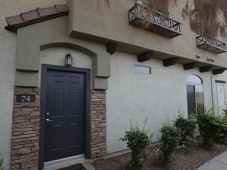 2727 N Price Rd #74 — Photo 1