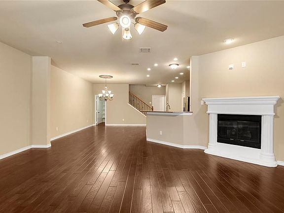 5th image of 5542 Grosseto Dr