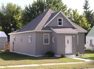 108 Lincoln Ave NE, Fertile, MN 56540