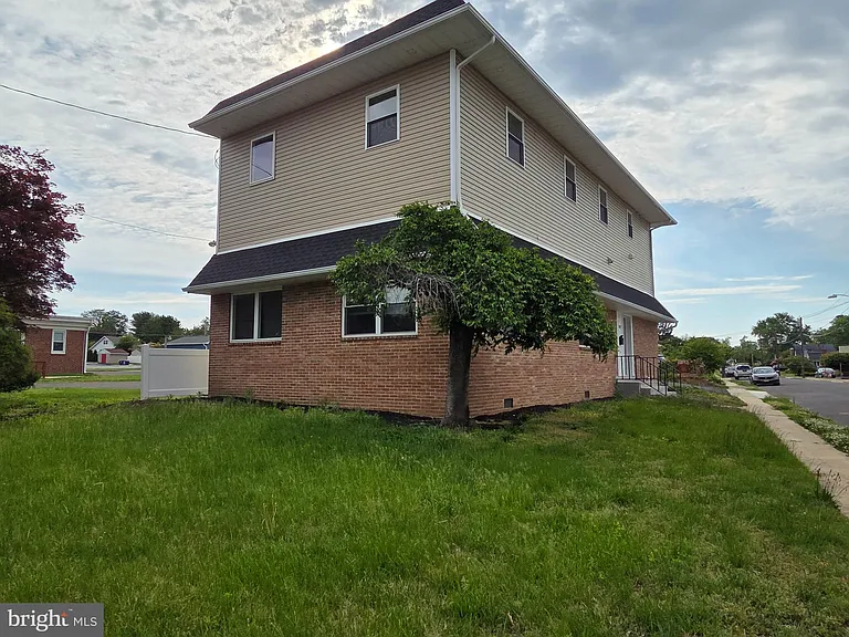102 E Clements Bridge Rd #2 — Photo 10