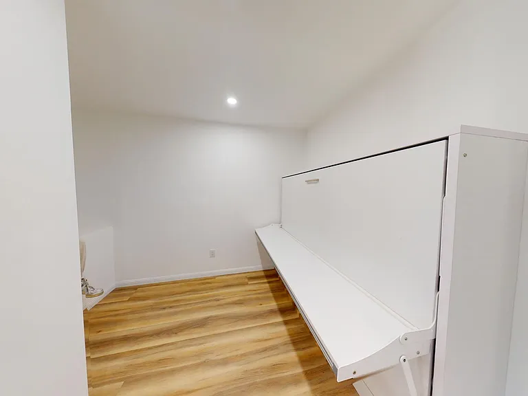 2521 Regent St #20 — Photo 4