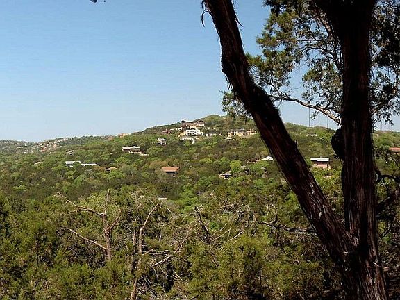 2nd image of 705 Lost Cyn