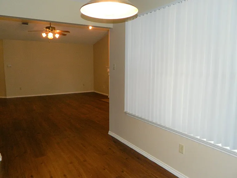 13108 Lubbock Ln — Photo 3