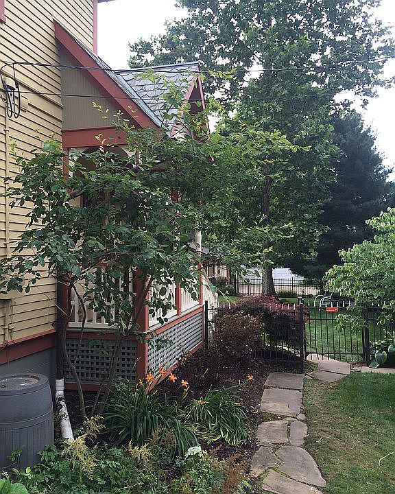2nd image of 220 S Freedom St