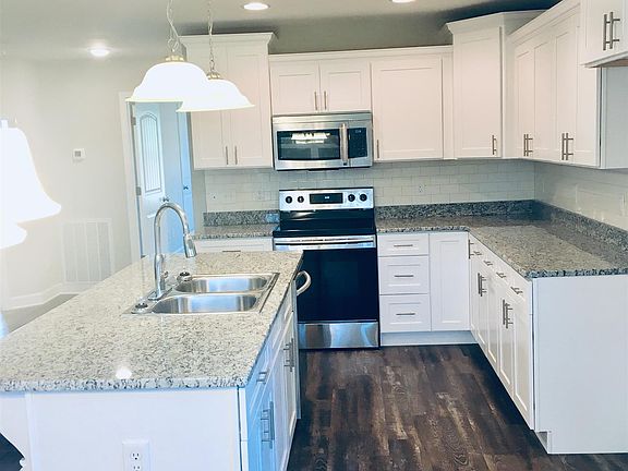 3rd image of 120 Bluegrass Dr Lot 12