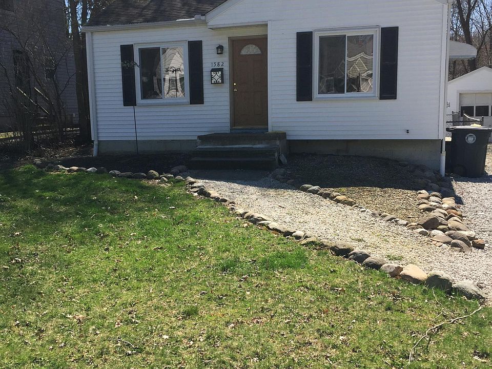 1st image of 1582 Idlewood Ave