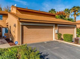 1224 W Roseburg Ave APT B, Modesto, CA 95350