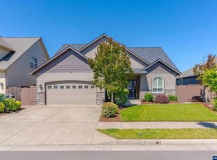 2440 Mountain River Dr, Lebanon, OR 97355
