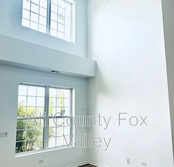 503 S Lakeside Ct — Photo 6