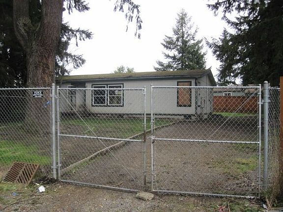 3rd image of 25405 31st Ave E