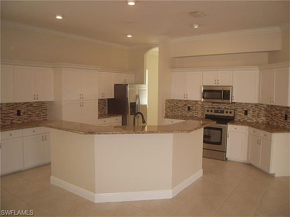 3rd image of 17340 Carden Ct