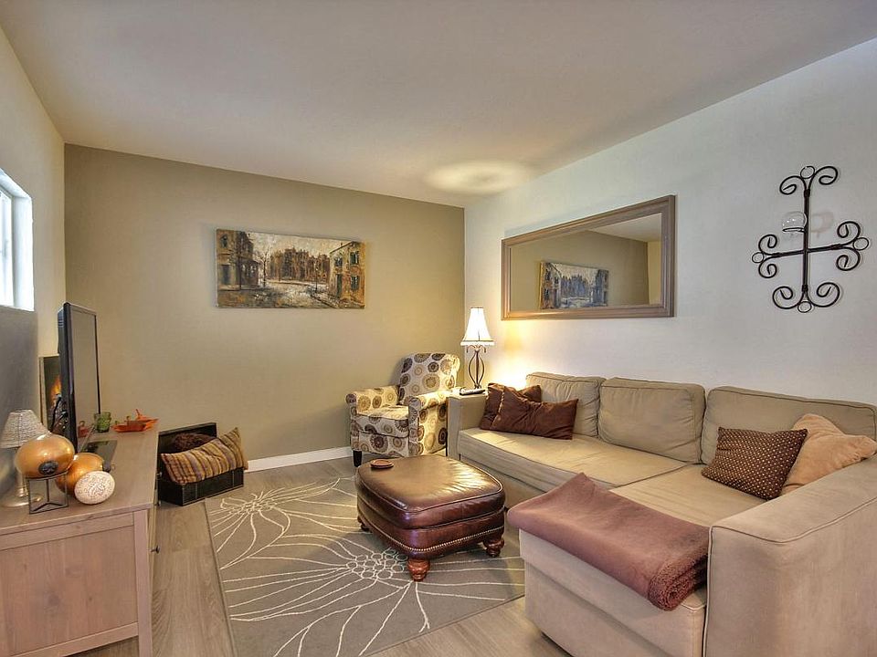 1st image of 471 Acalanes Dr APT 03