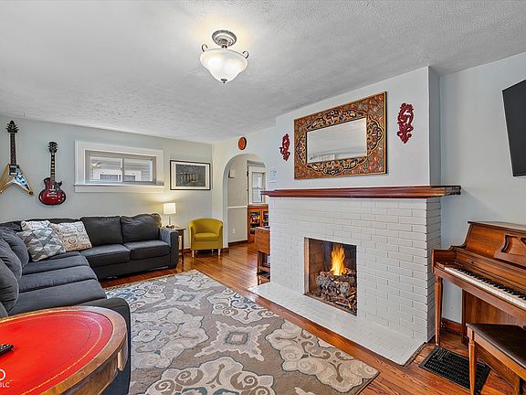4th image of this home