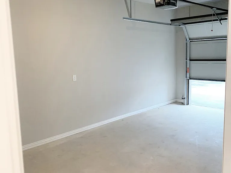 Garage (1-car)