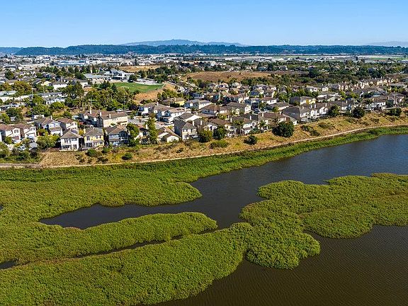 3rd image of 69 Pelican Dr