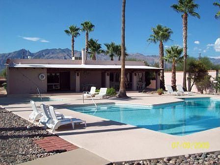 Pool, Spa and Clubhouse
