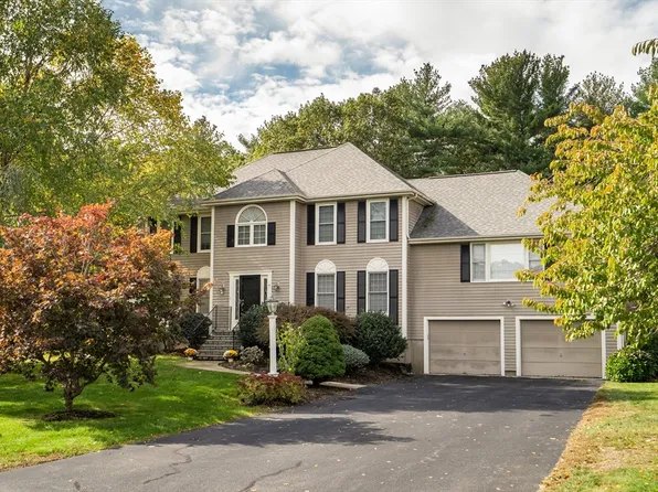 7 Stouffer Cir, Andover, MA 01810