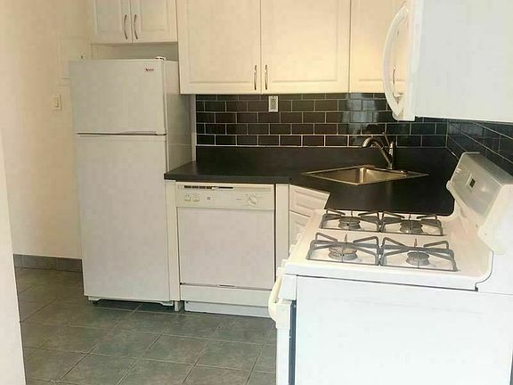 5th image of 310 W 14th St APT 1B