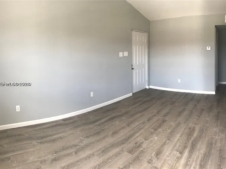 15285 SW 107th Ln #206 — Photo 3