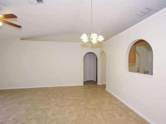 3rd image of 1616 Westminster Trl