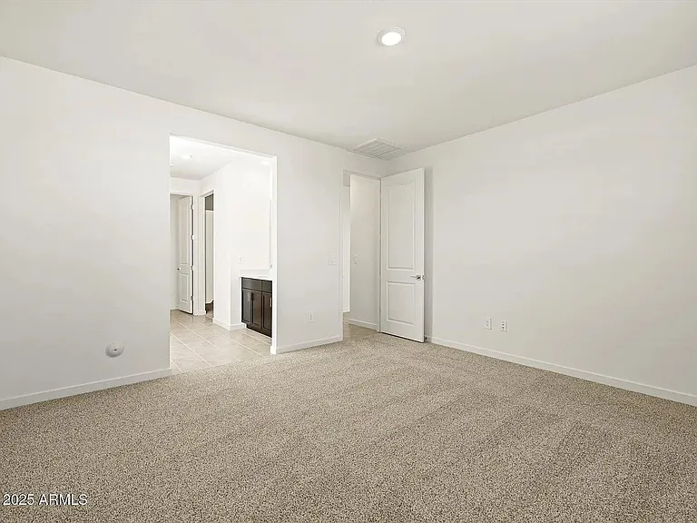 37406 W San Clemente St — Photo 13