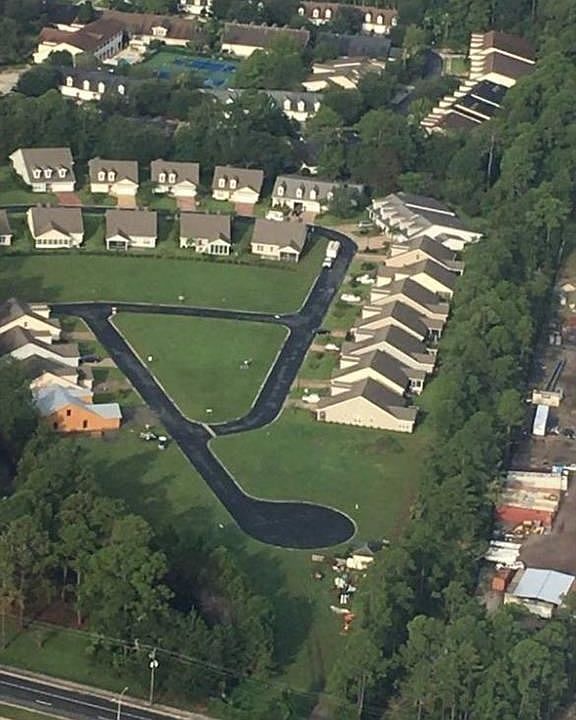 2nd image of 416 Lakespur Ln