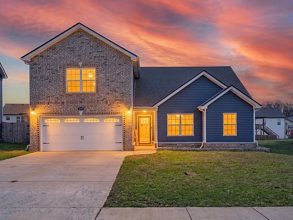 3rd image of 239 Dugger Dr