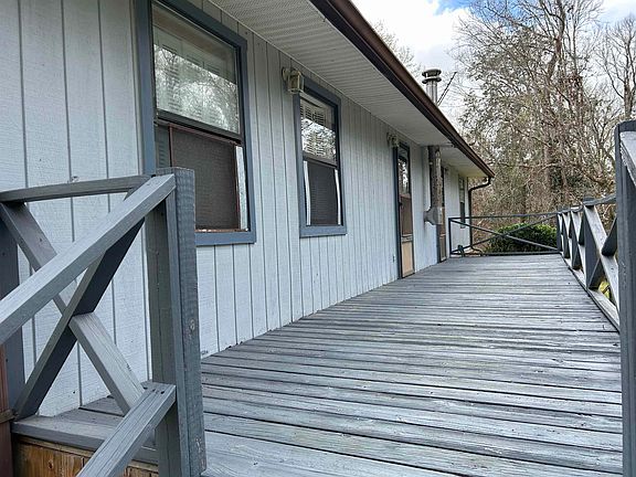 4th image of 358 Beaver Creek Dr