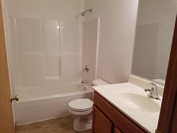 2nd image of 237 W Lawton St #237