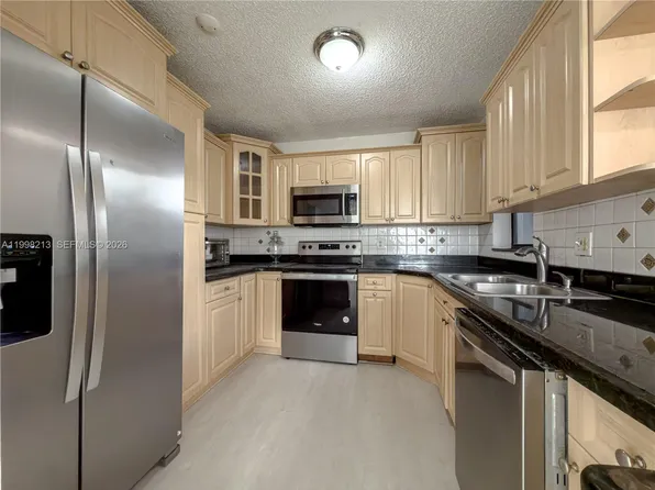 3815 NW 35th St #1540, Pompano Beach, FL 33066