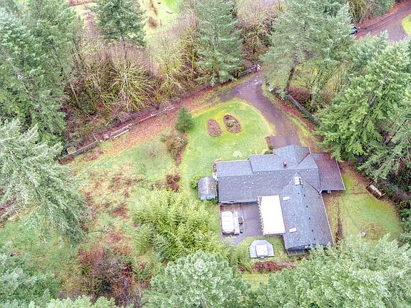 5th image of 21604 NE 96th St