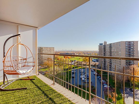 4th image of 7141 N Kedzie Ave APT 1402