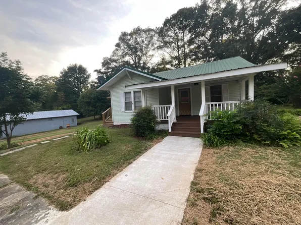 559 3rd St NW, Carbon Hill, AL 35549