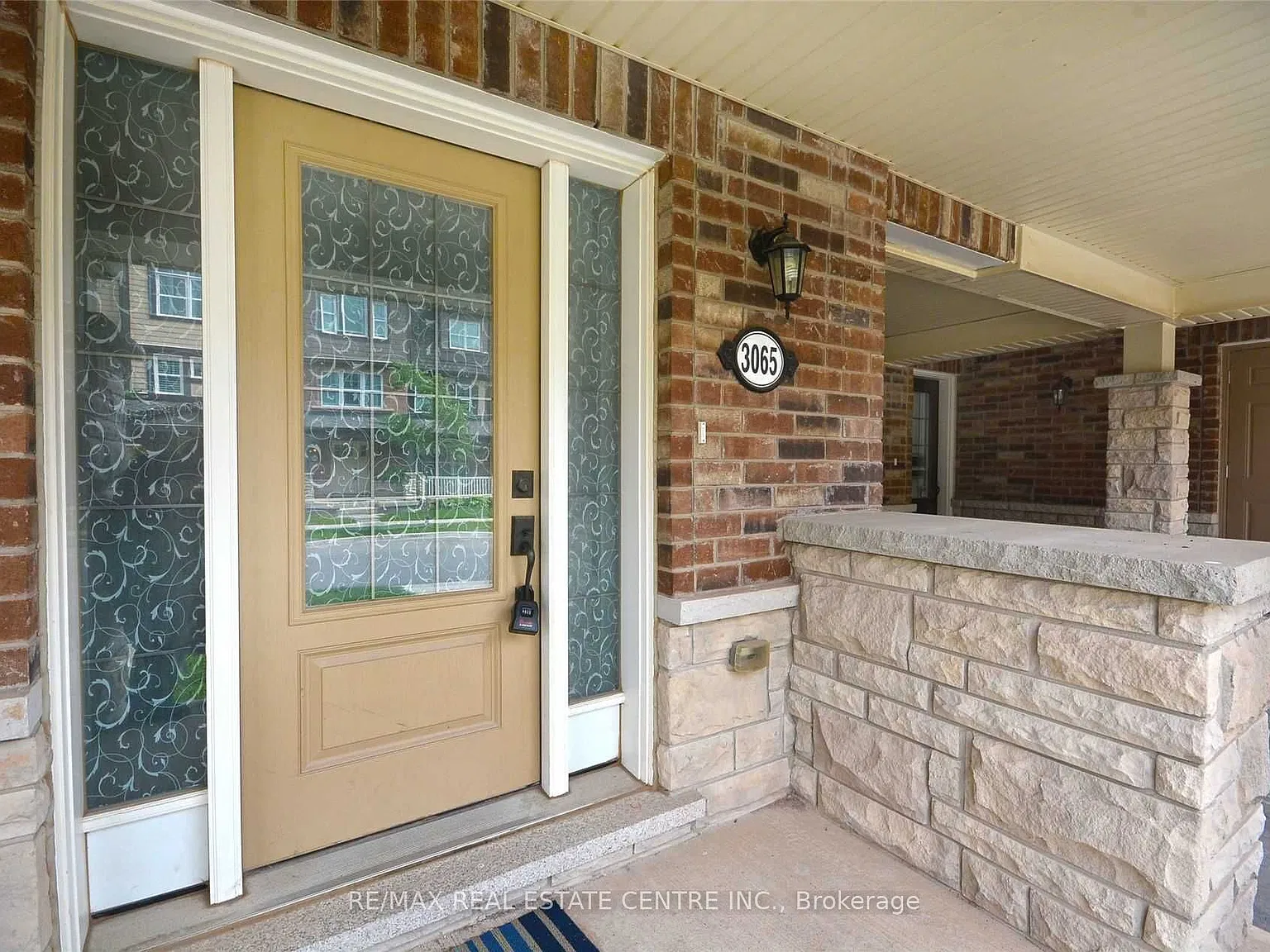 2 bed, $3,200 — Photo 4
