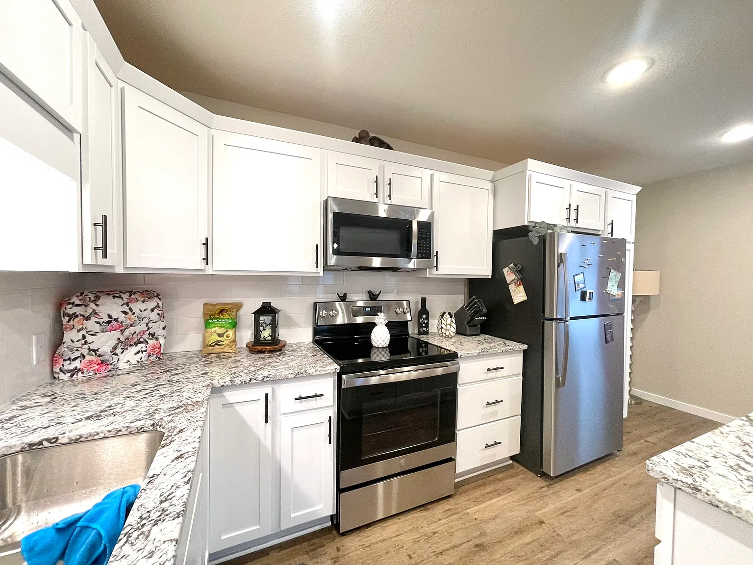 5554 Timber Trail - Unit 2 — Photo 3