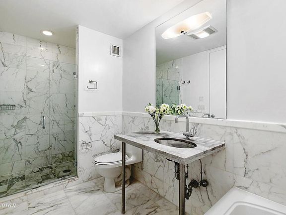 3rd image of 151 W 17th St APT 2B