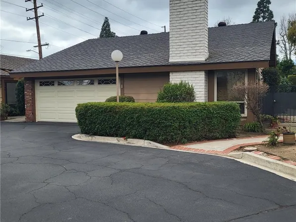1911 E Fruit St, Santa Ana, CA 92701