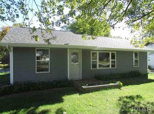 124 Massachusetts Ave, Washington, IL 61571