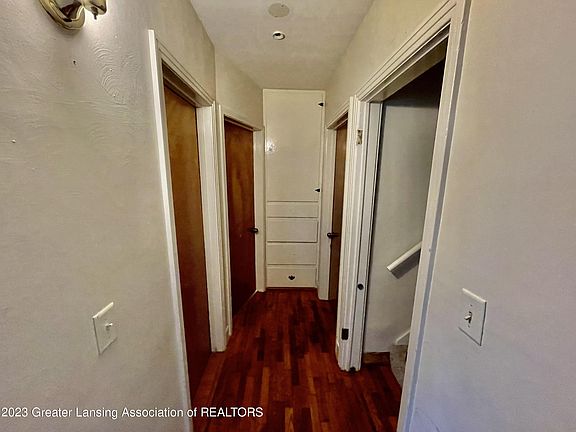 5th image of 2100 Donora St